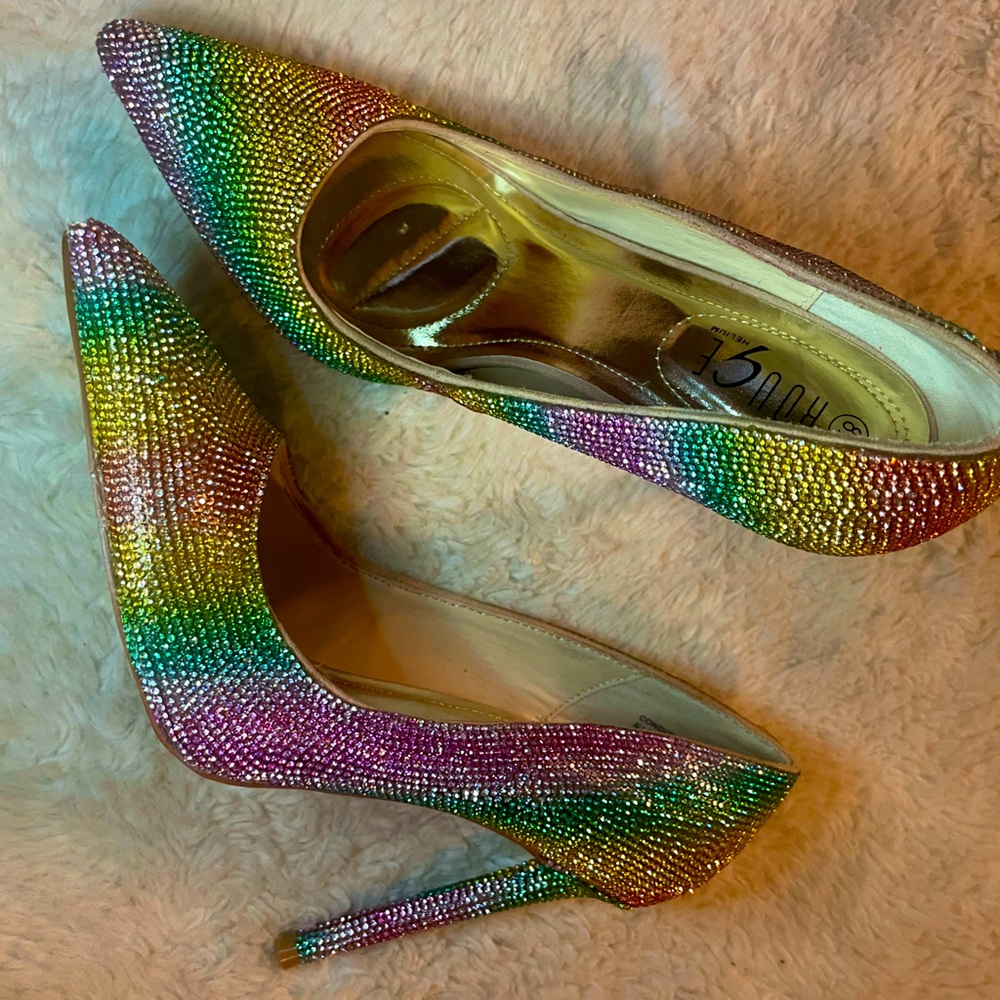 Not your basic Rainbow! *Brand New* Rouge Helium| Size 8.5